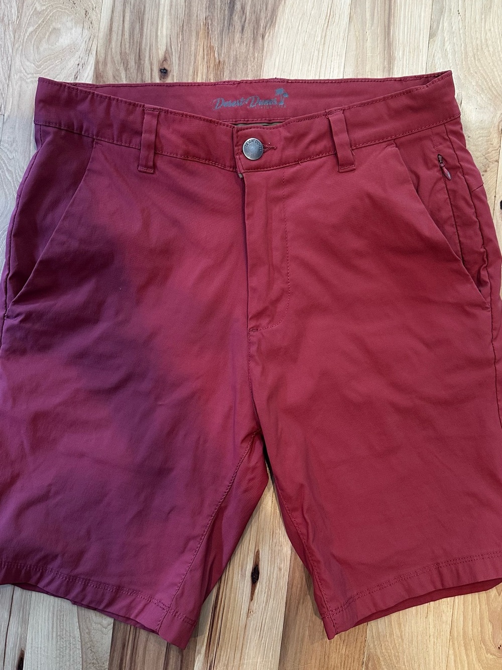 Desert Dunes Performance Shorts. Quick dry 5 pockets,3 that zipper.